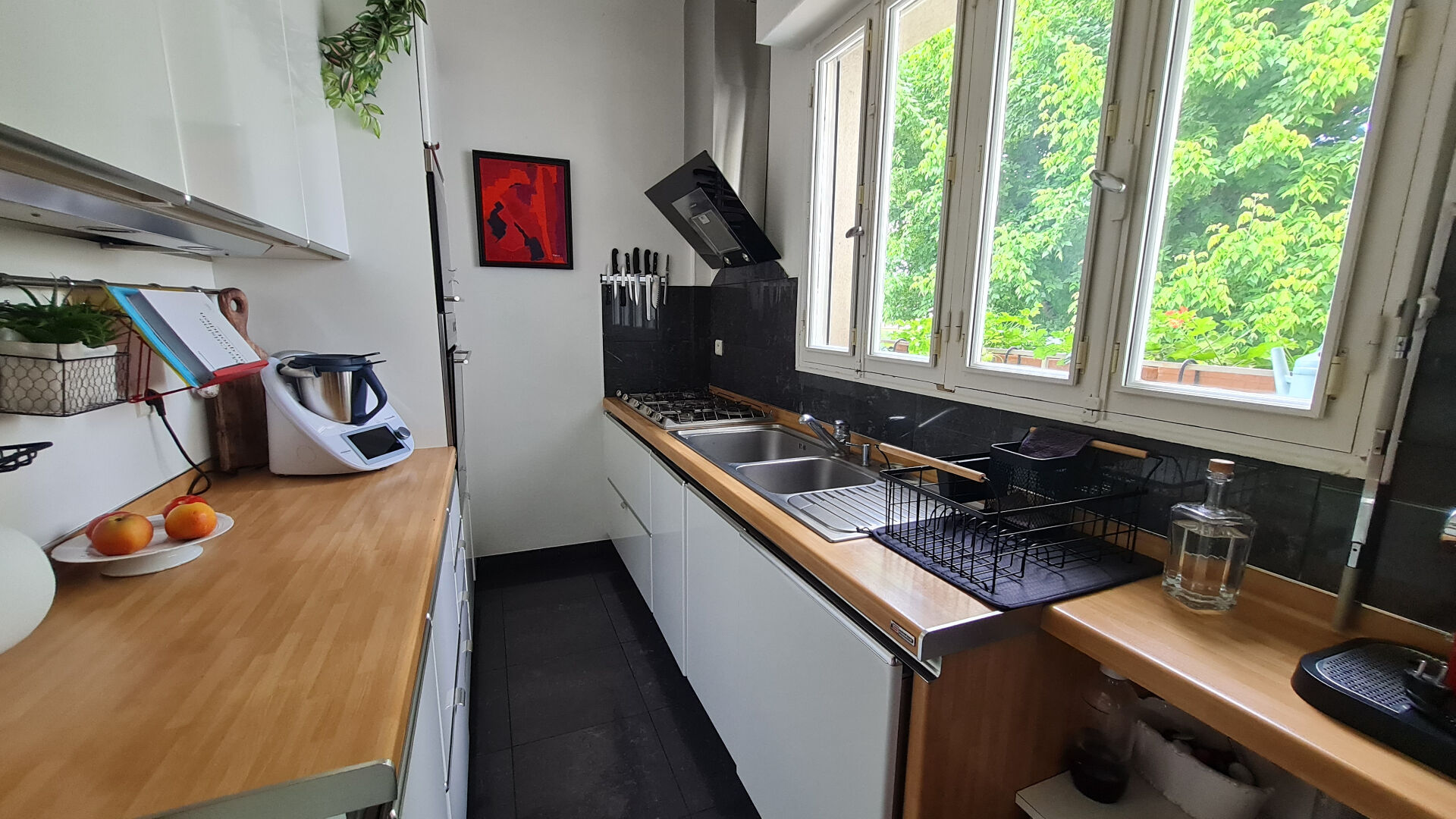 Photo Belle maison familiale de 155m² sur sous sol total avec piscine image 5/6