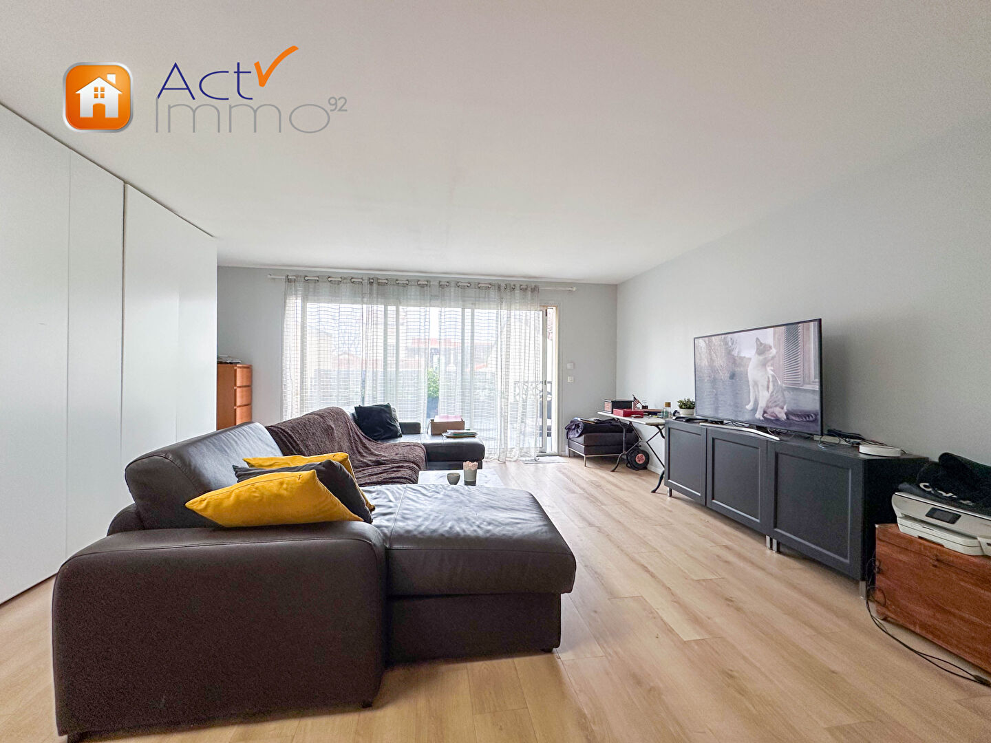 Maison Colombes 9 pièce(s) 142 m2