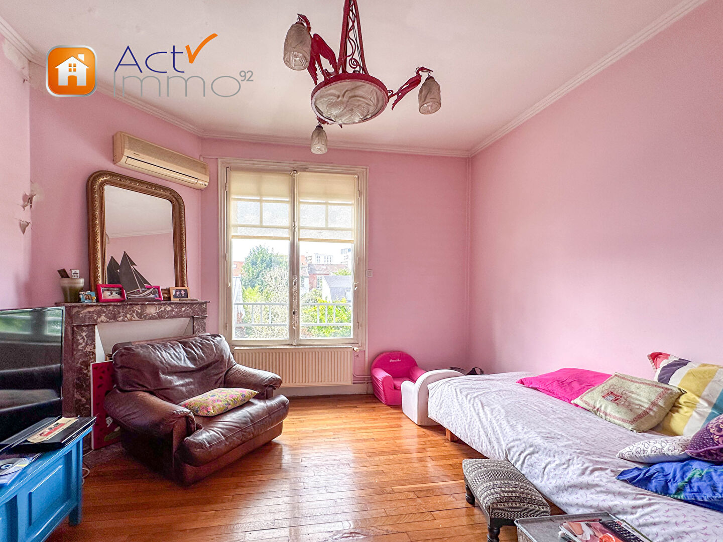 Photo COLOMBES - MAISON 7 PIECES 155M² image 6/6