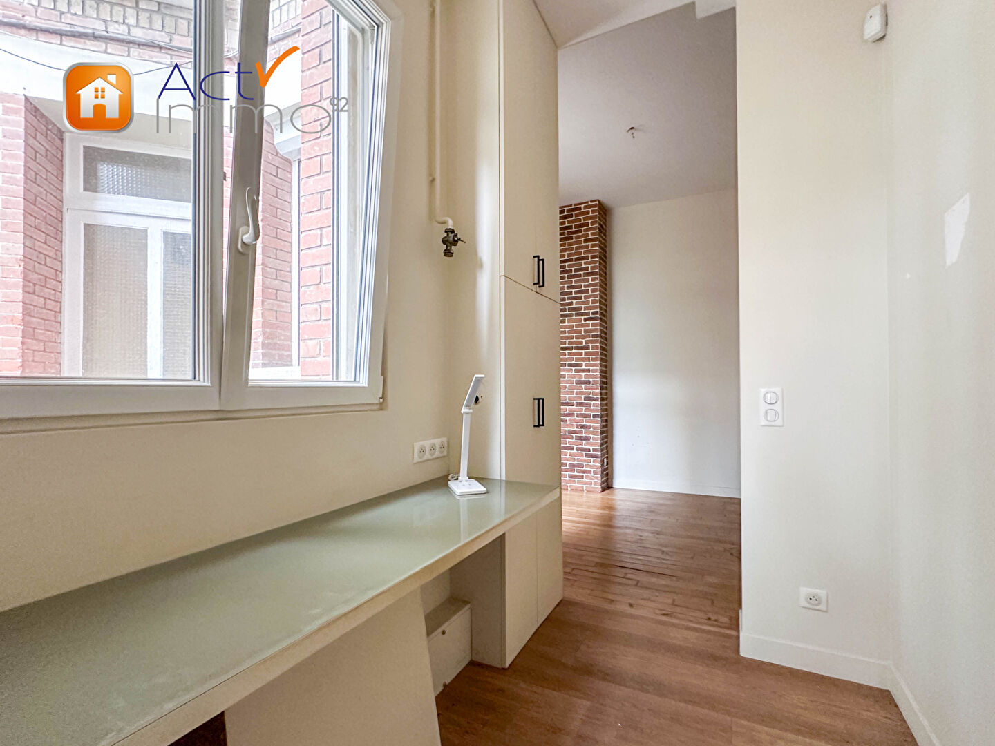 Photo COLOMBES - APPARTEMENT 2 PIECES image 4/6