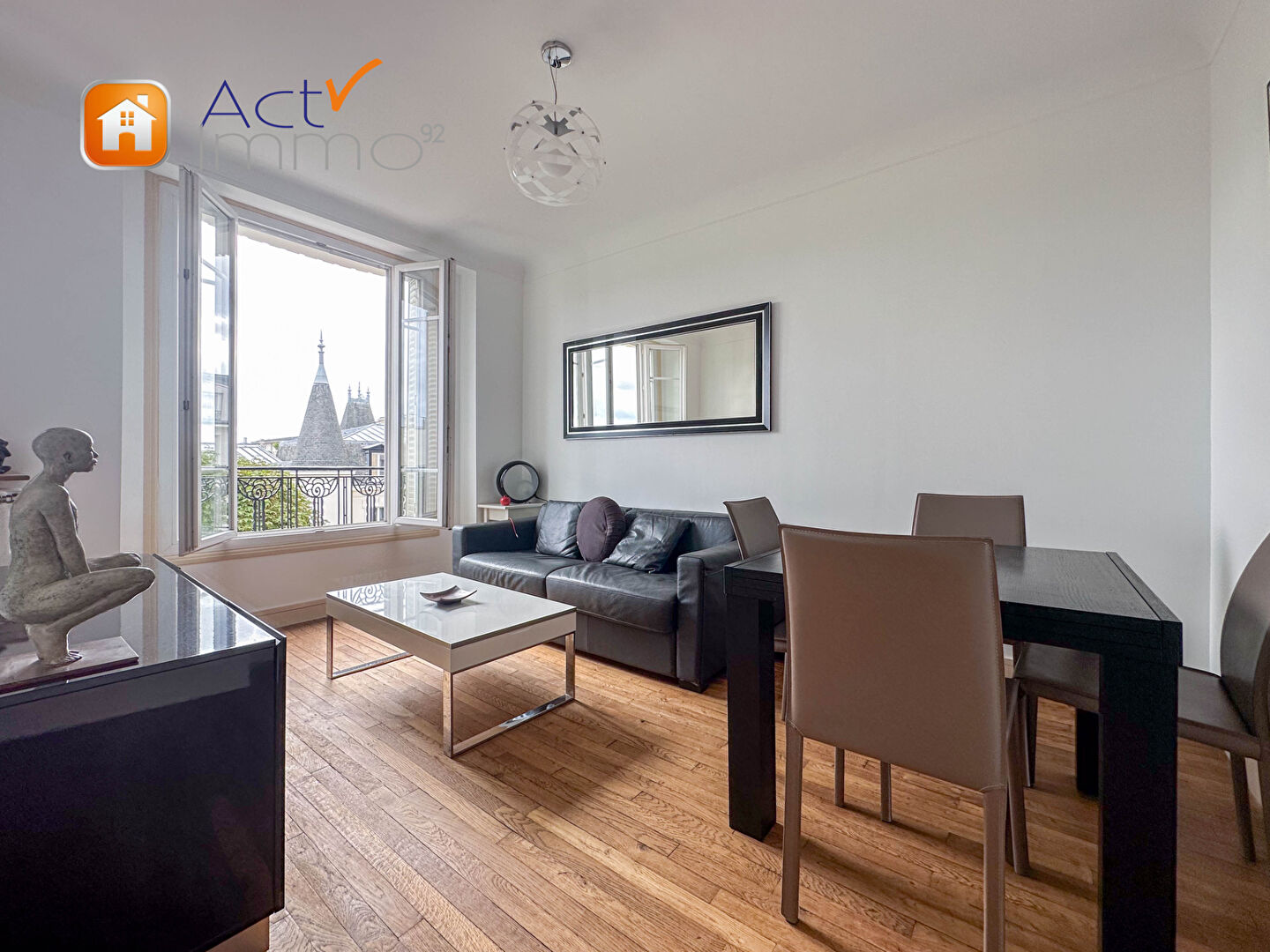 Photo BOIS COLOMBES - APPARTEMENT 2 PIECES image 2/6