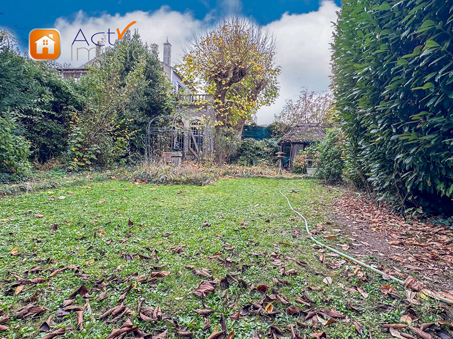 Photo COLOMBES - MAISON 6 PIECES + DÉPENDANCE image 2/6