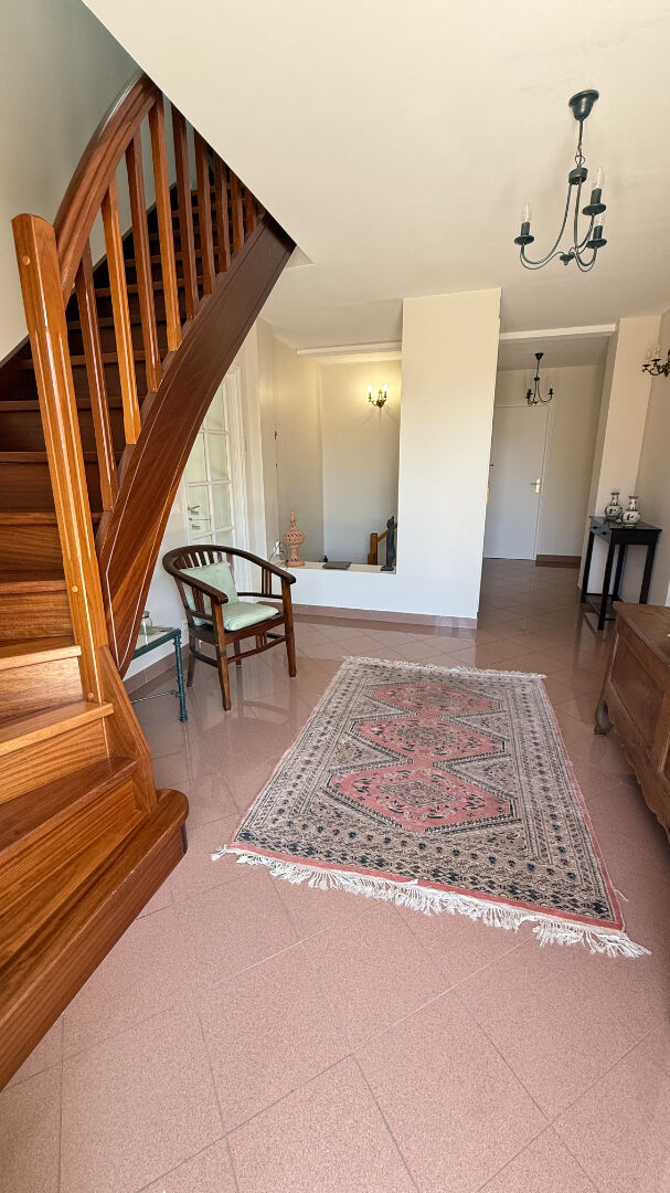 Photo Maison  8 pièce(s) 180 m2 sous/sol image 6/6