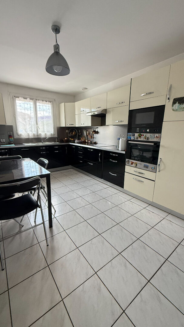 Photo Maison  7 pièce(s) 175 m2 image 6/6