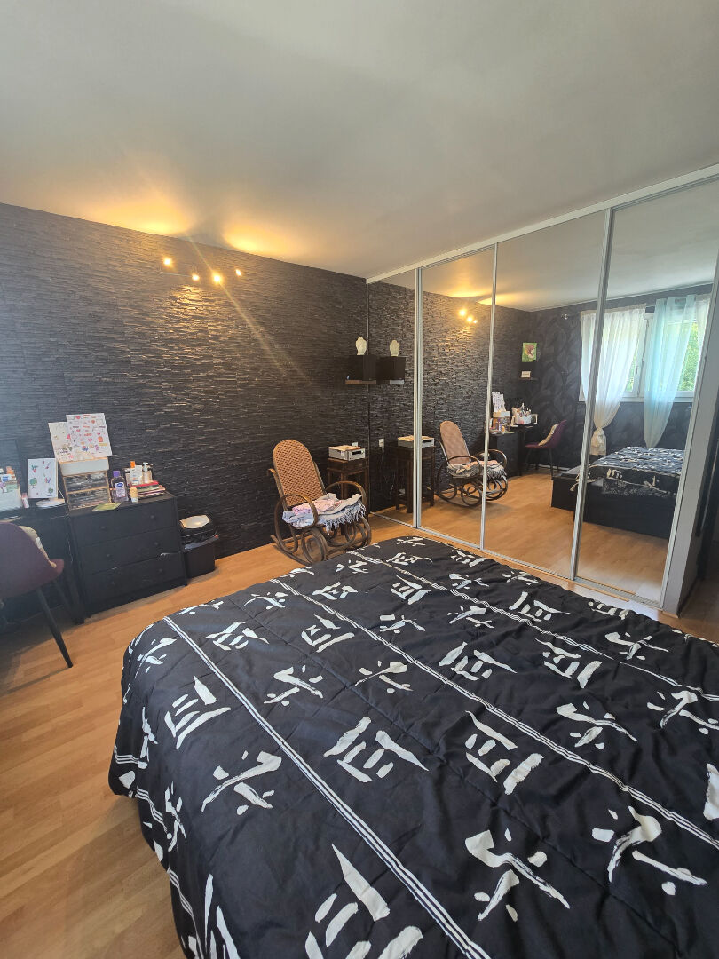 Photo Maison Lesigny 7 pièce(s) 109.09 m2 image 6/6