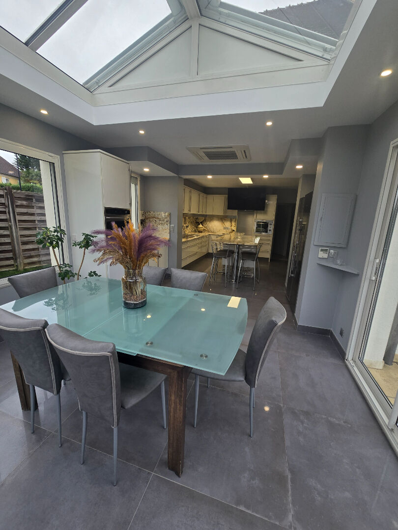 Photo Maison d'exception 9 pièce(s) 313 m2 image 5/6