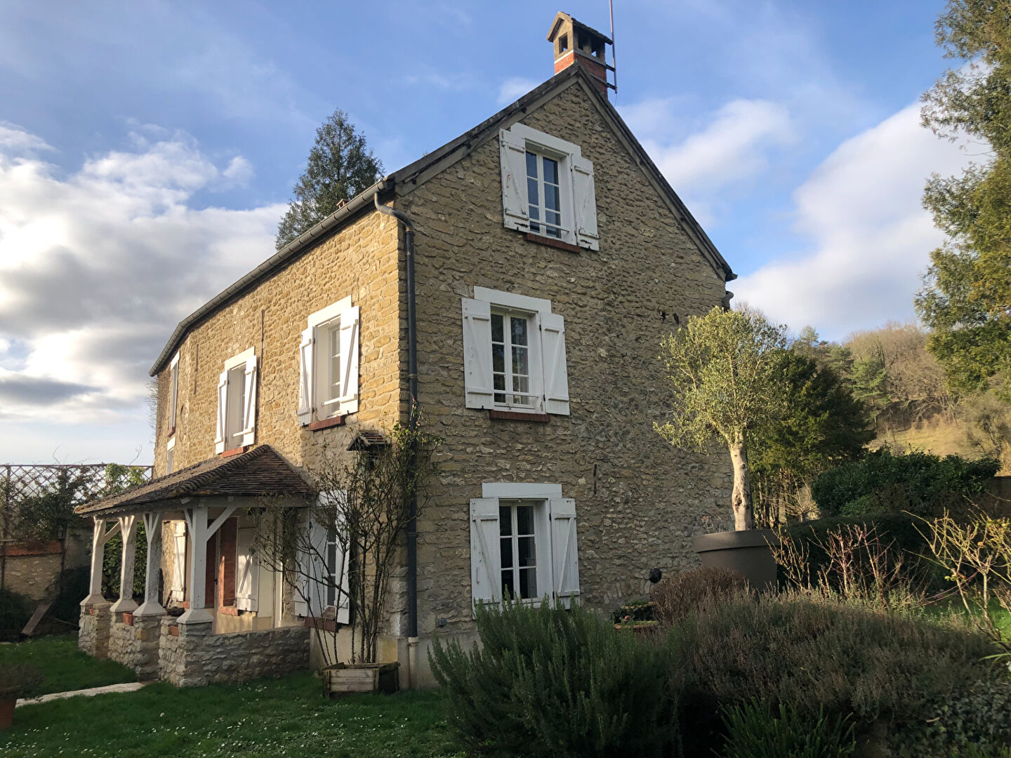 Photo Vienne-en-Arthies image 2/6