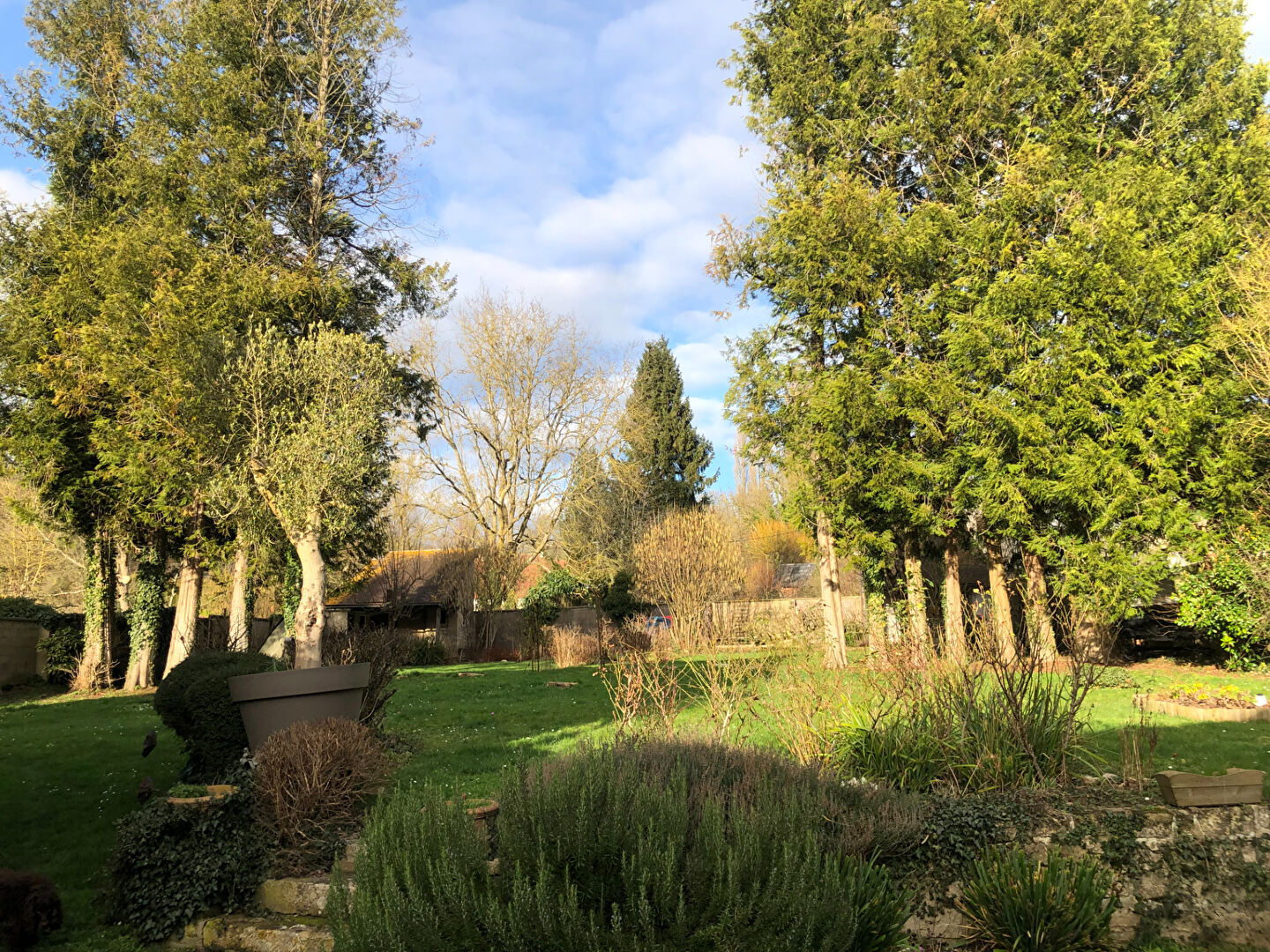 Photo Vienne-en-Arthies image 5/6