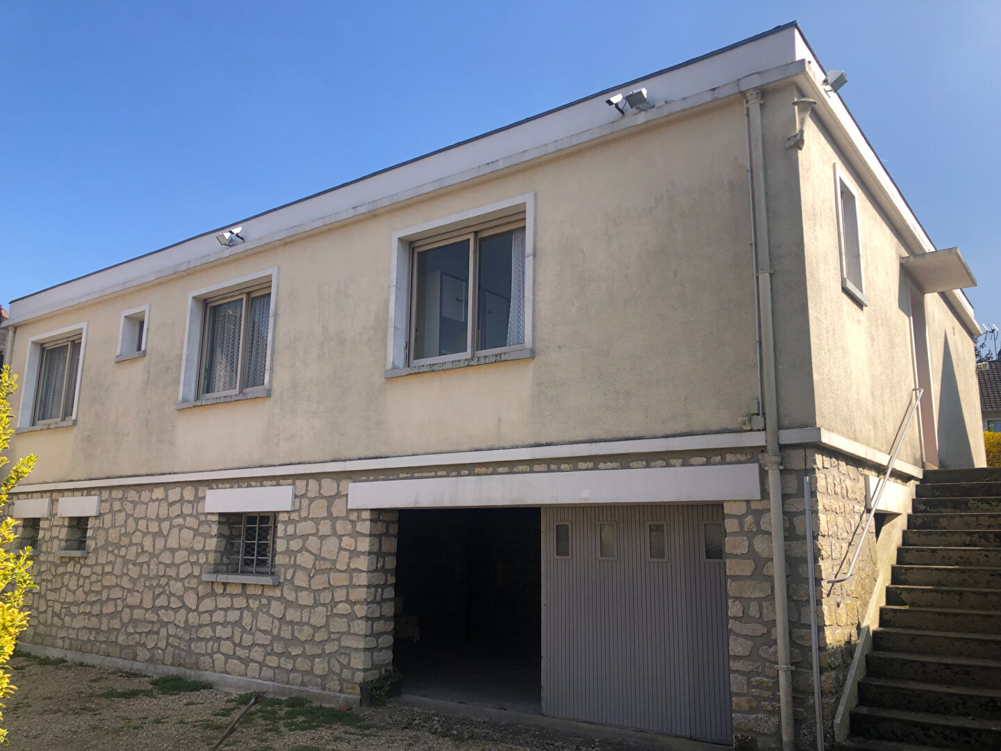 Agence immobilière de ACTUALITES IMMOBILIERES DU VEXIN Vetheuil - ACTUALITES IMMOBILIERES DU VEXIN
