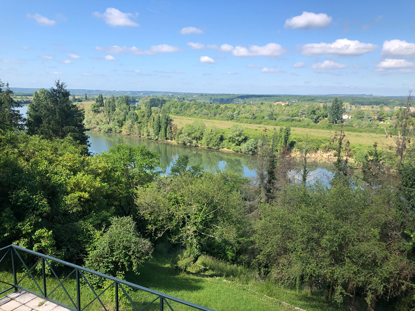 Agence immobilière de ACTUALITES IMMOBILIERES DU VEXIN Vetheuil - ACTUALITES IMMOBILIERES DU VEXIN