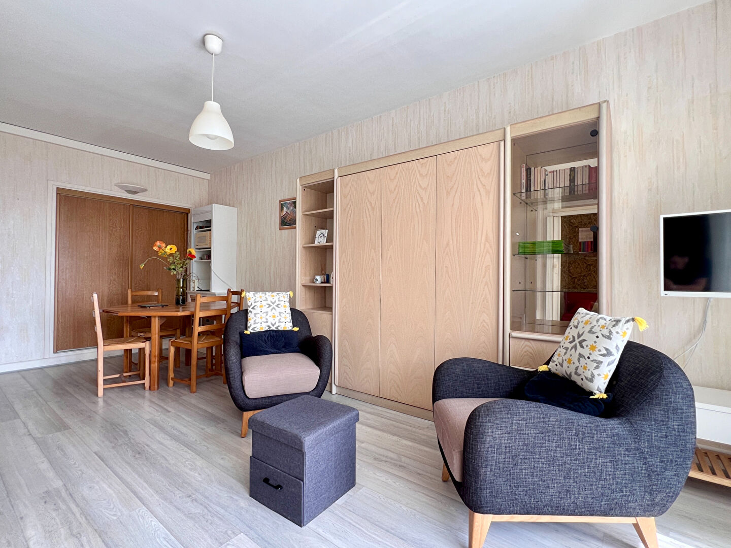 Photo Royan  LE CHAY  - appartement t2 BEL APERCU MER image 2/5