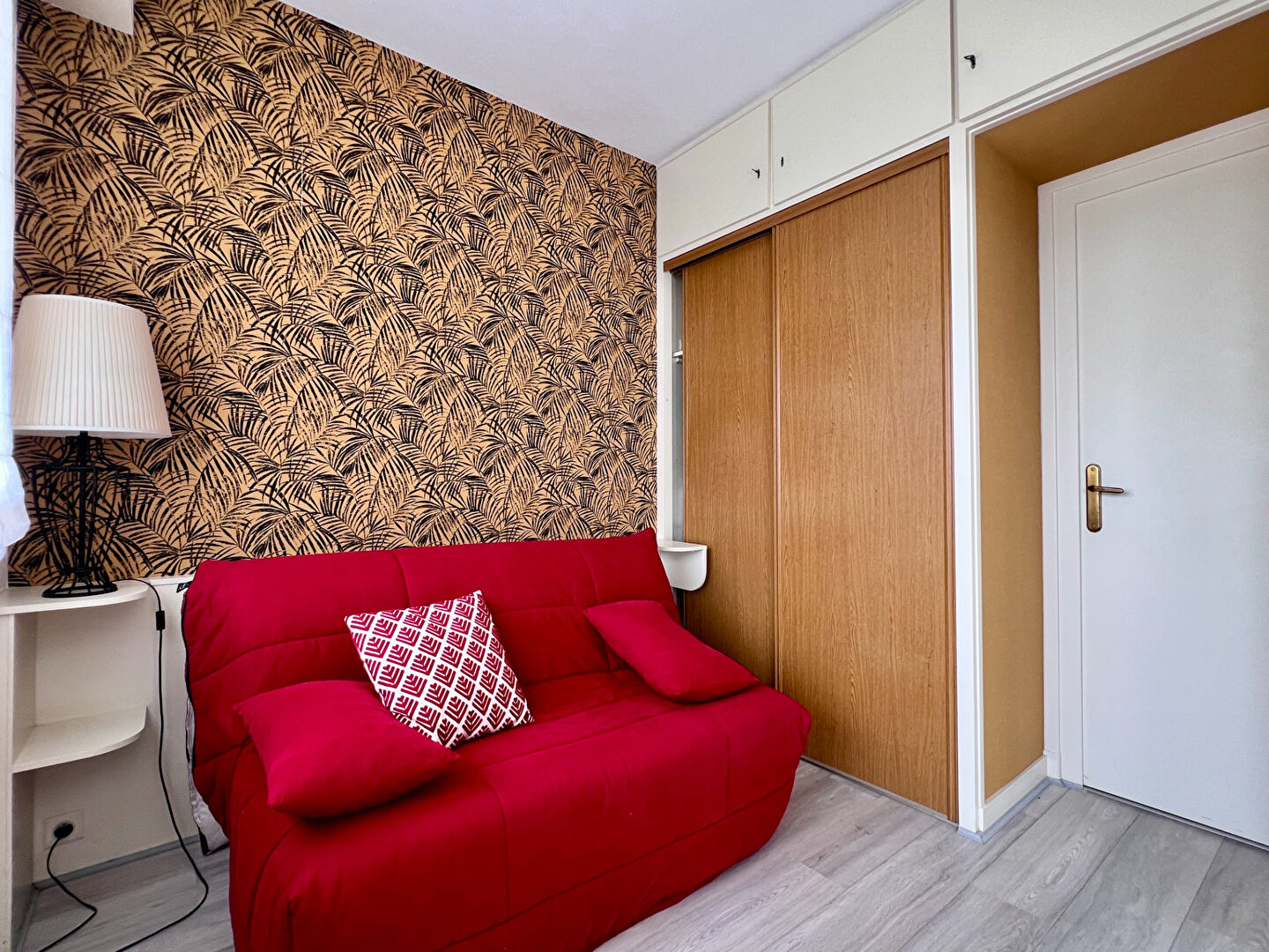 Photo Royan  LE CHAY  - appartement t2 BEL APERCU MER image 4/5