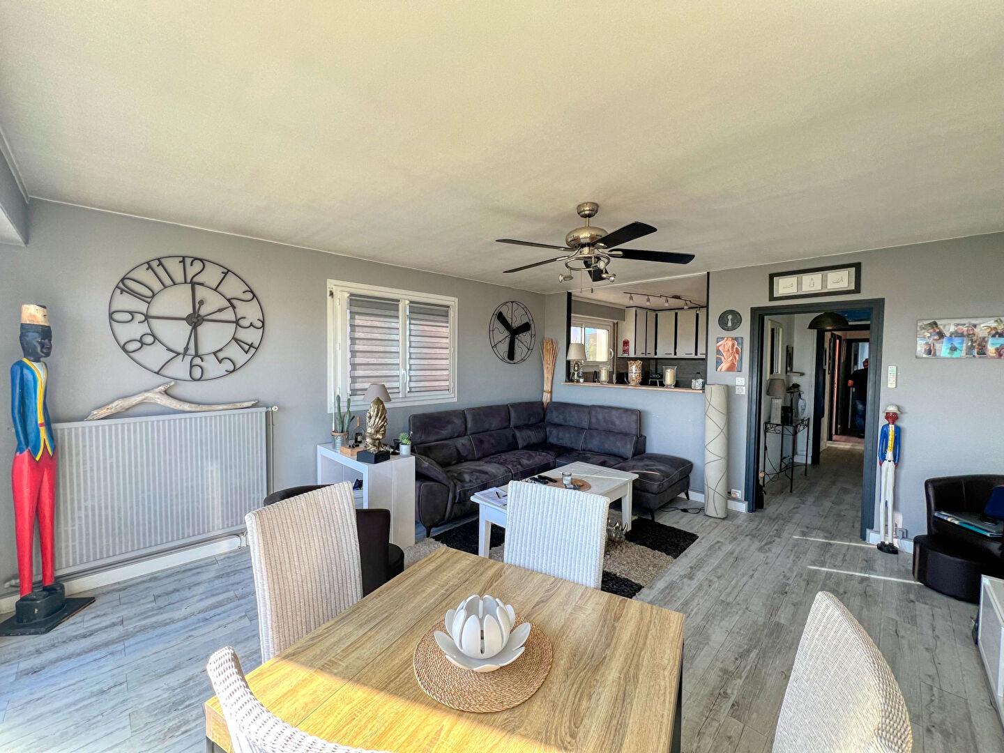 Photo VAUX SUR MER - Superbe appartement à 850 m de la plage de Pontaillac image 4/6