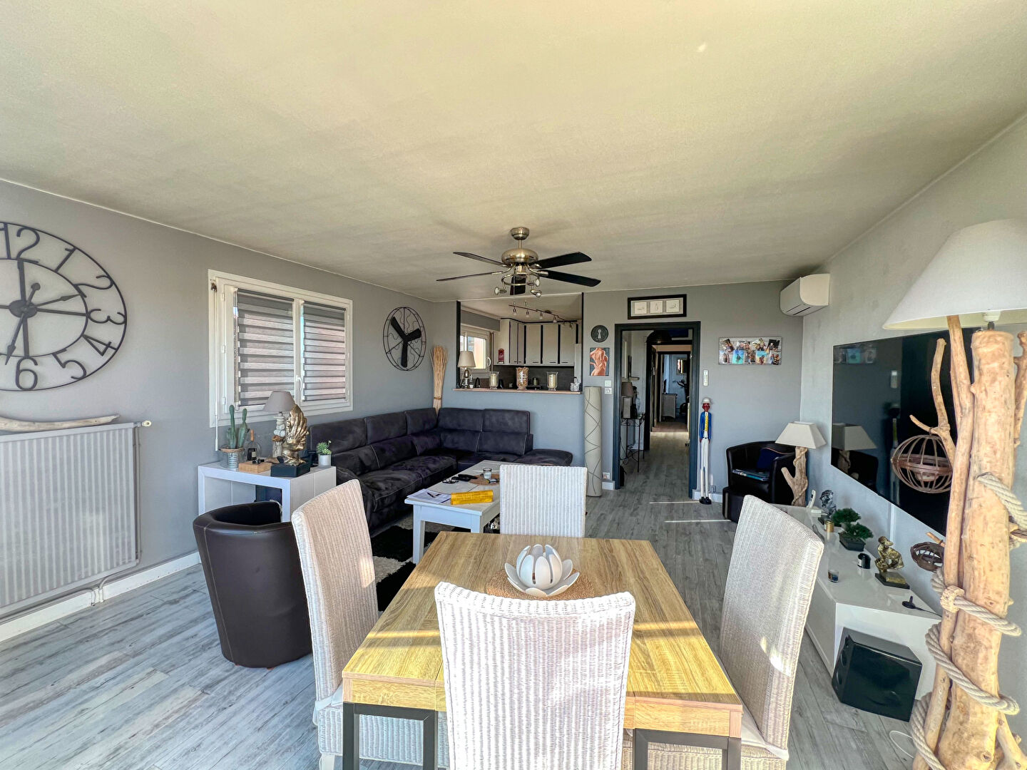 Photo VAUX SUR MER - Superbe appartement à 850 m de la plage de Pontaillac image 6/6