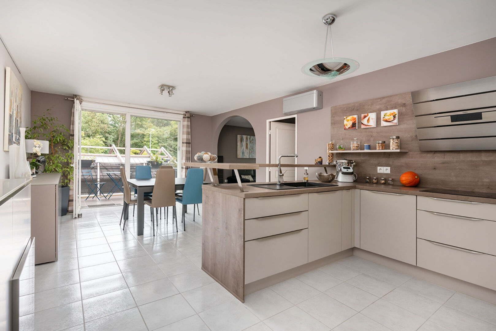 Photo APPARTEMENT DE STANDING 93m2 avec Garage image 1/6