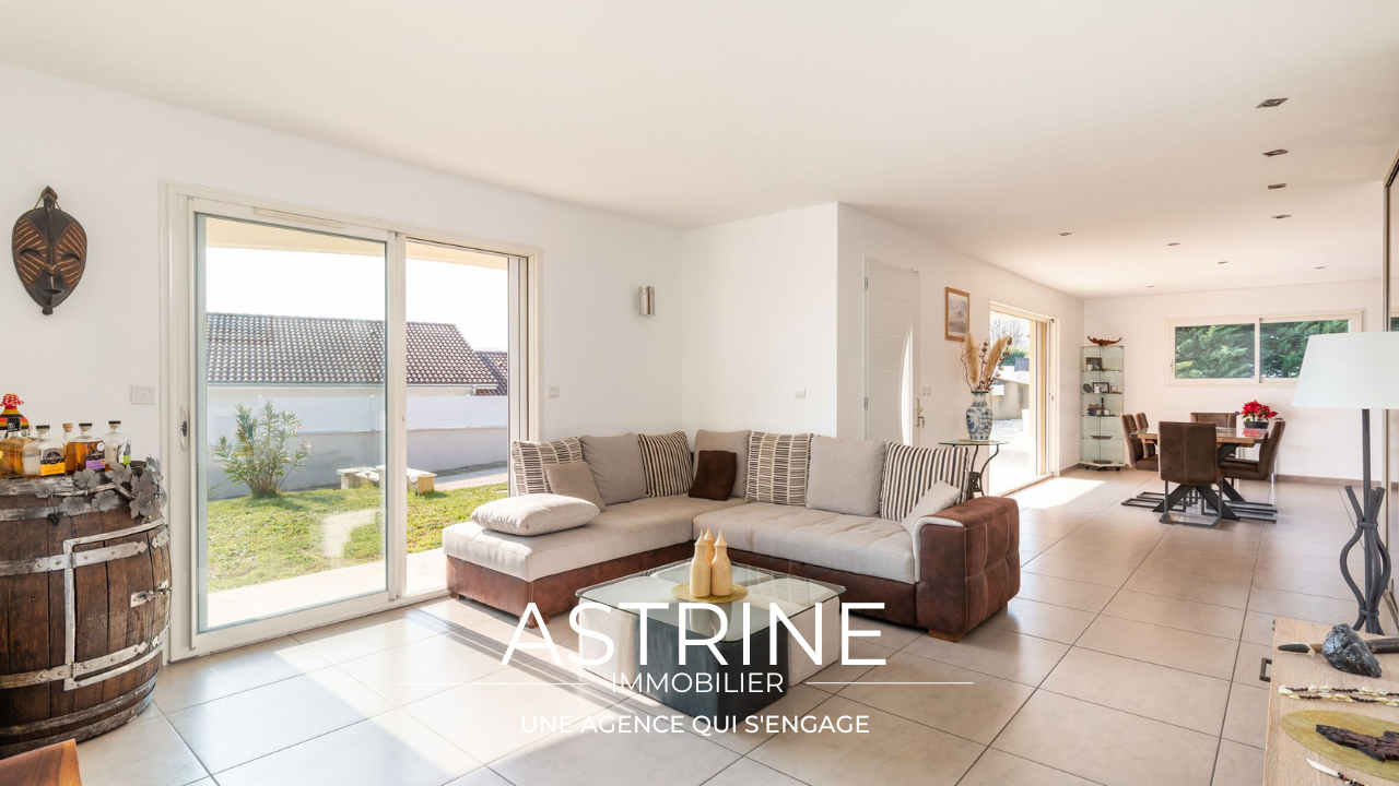 Photo MAISON INDIVIDUELLE 149m2 4 chambre terrain 1028m2 image 3/6