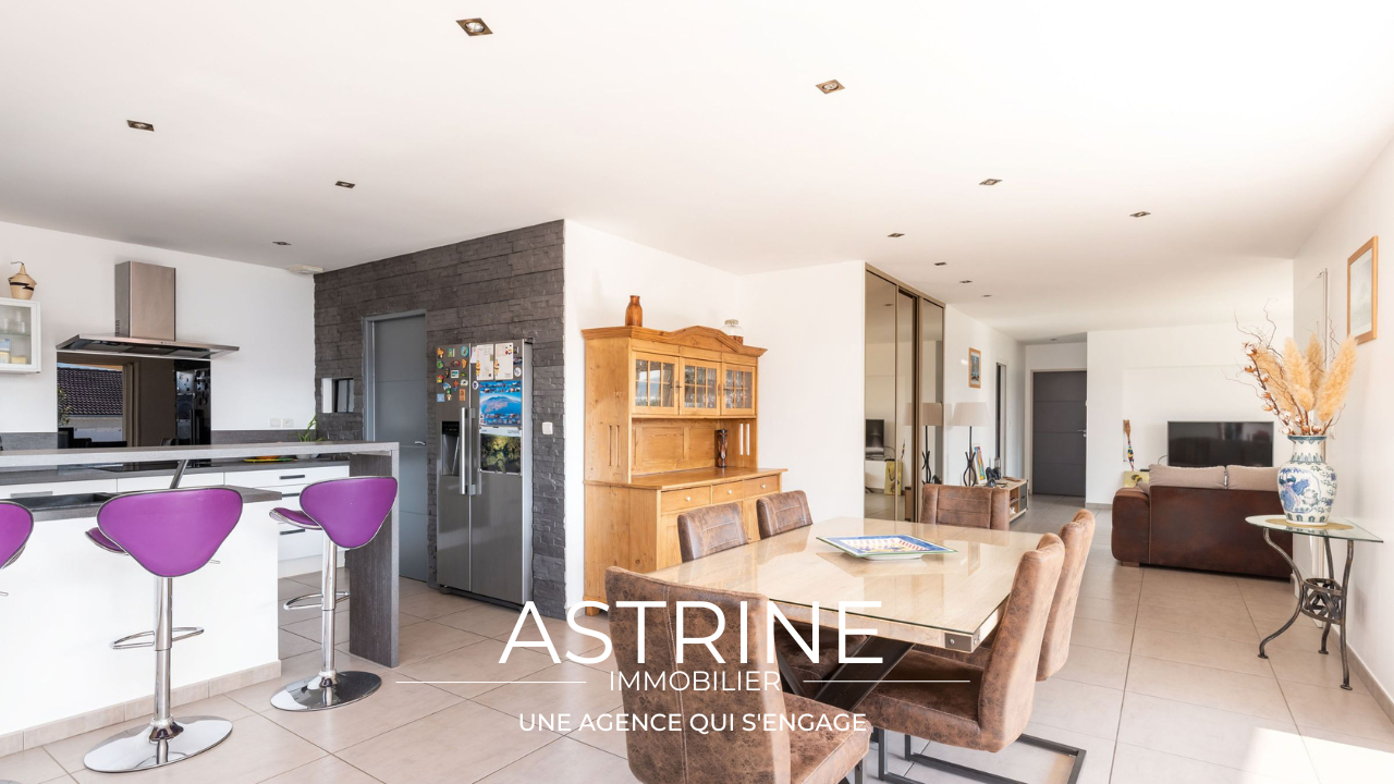 Photo MAISON INDIVIDUELLE 149m2 4 chambre terrain 1028m2 image 4/6