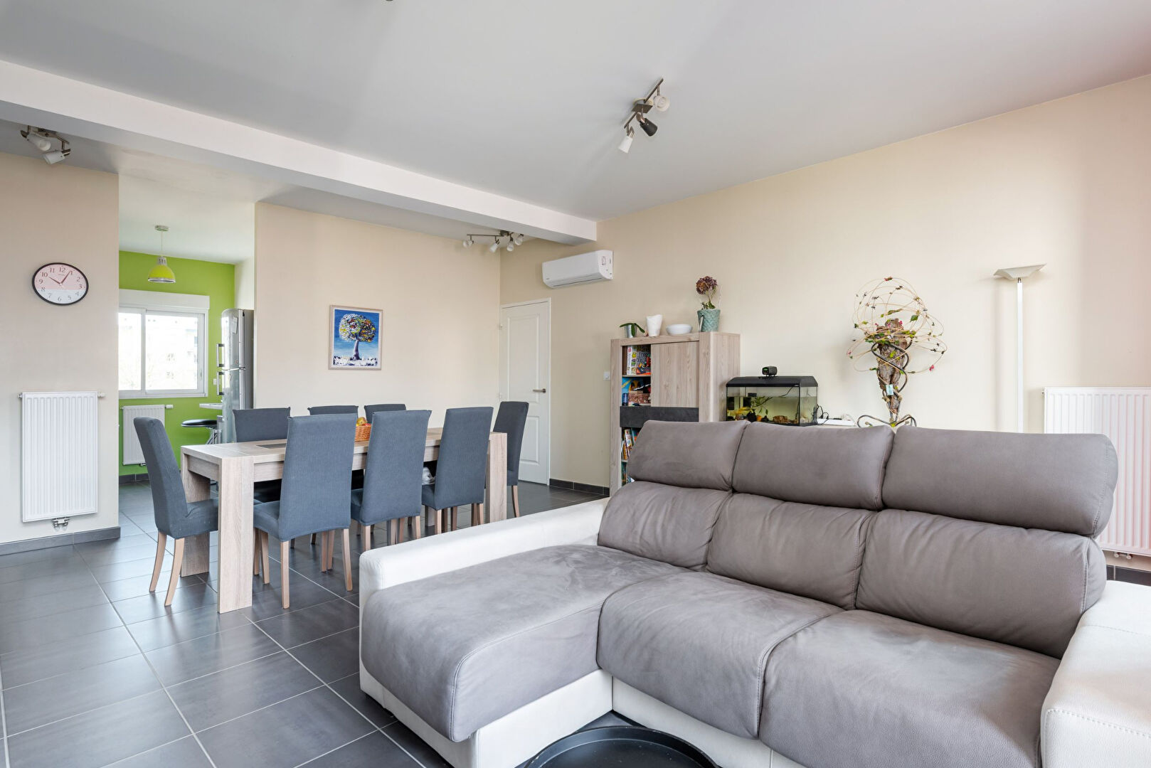 Photo APPARTEMENT 5 PIÈCES 3CH 92m2 + GARAGE image 3/6