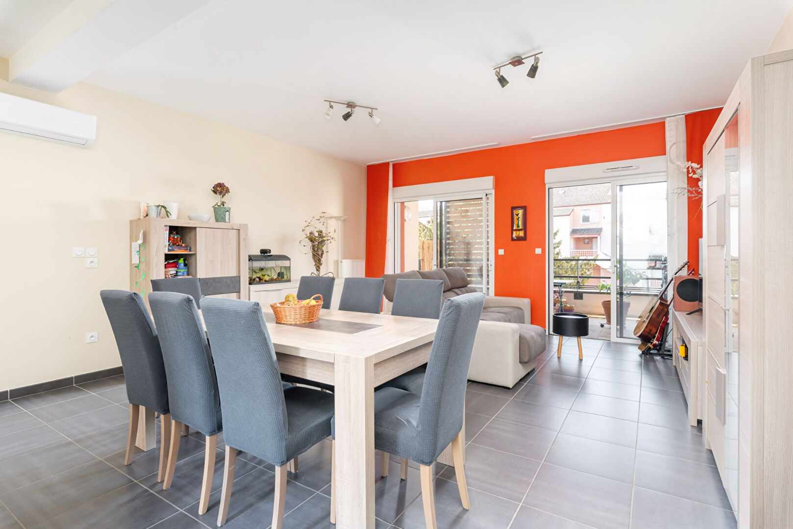 Photo APPARTEMENT 5 PIÈCES 3CH 92m2 + GARAGE image 5/6