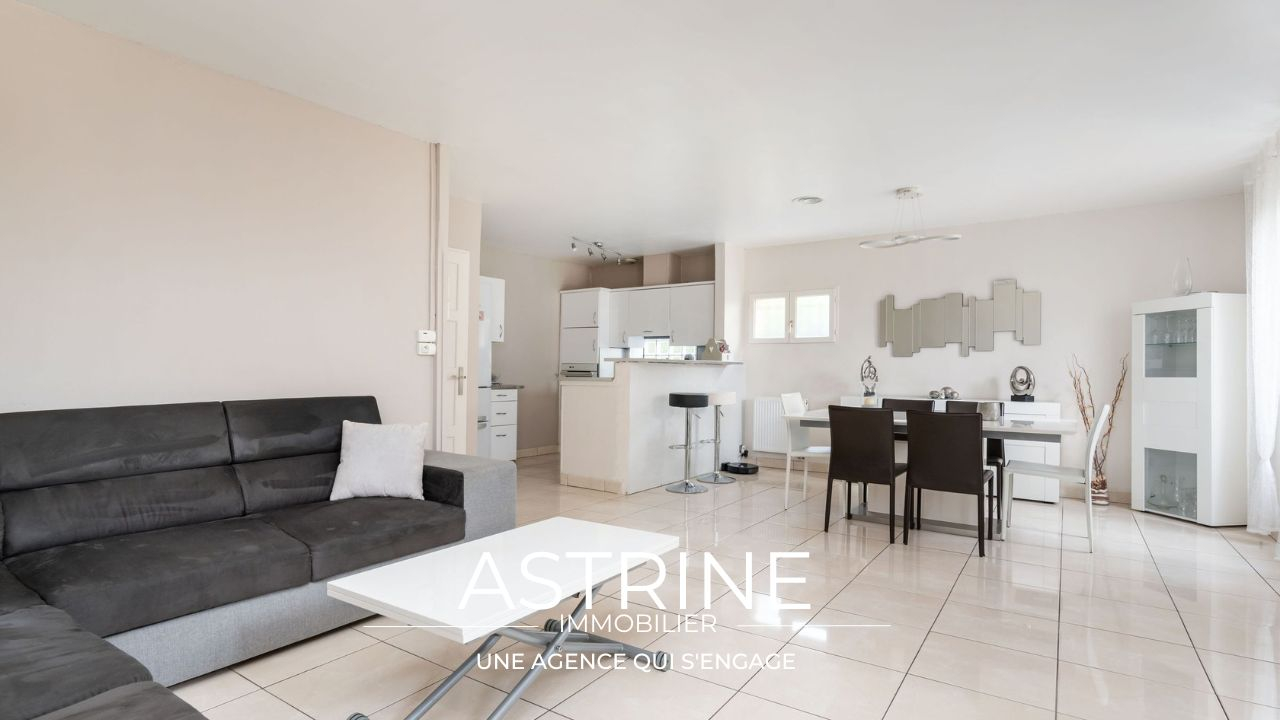 Photo MAISON INDIVIDUELLE 3CH TERRAIN 388m2 AU CALME image 2/6