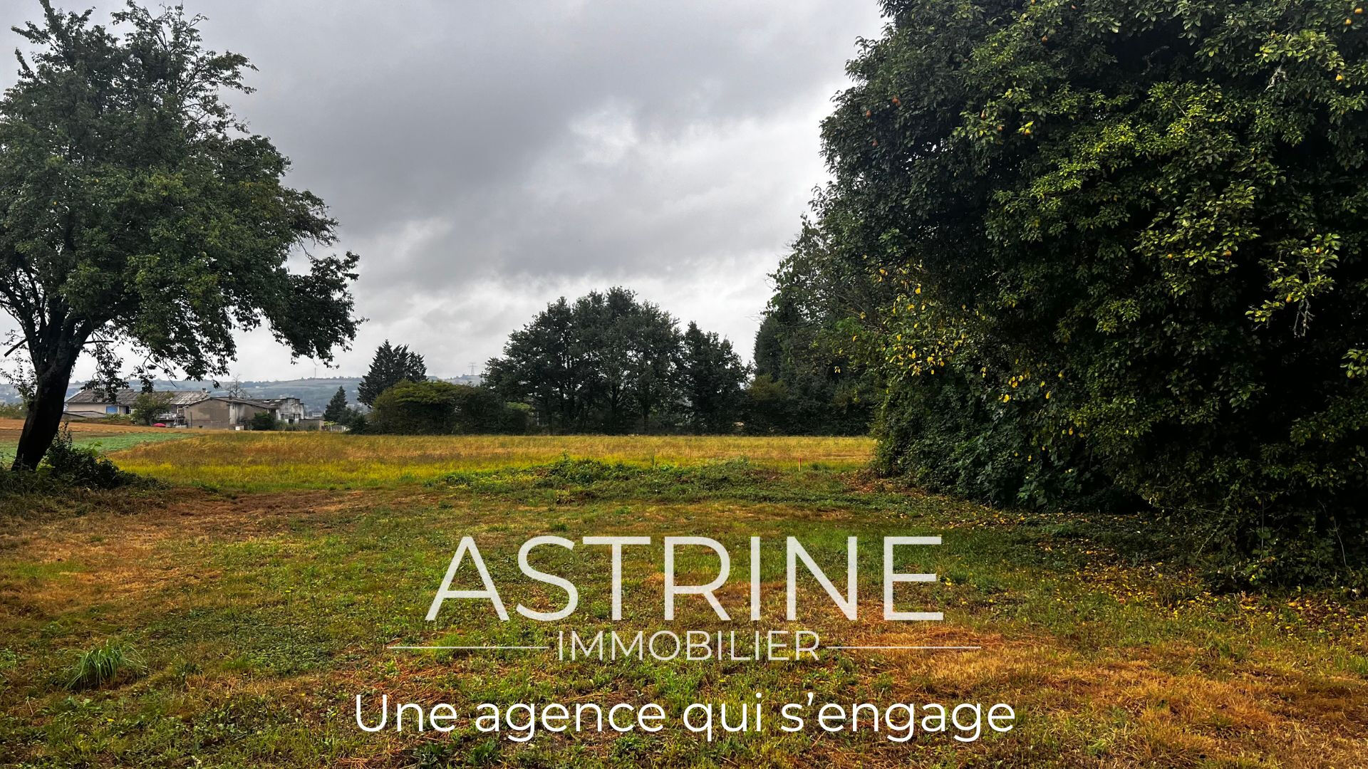 Photo PLATEAUX À AMÉNAGER EN DUPLEXE AVEC TERRAIN ET TERRASSE ? CORPS DE FERME RÉHABILITÉ image 3/6
