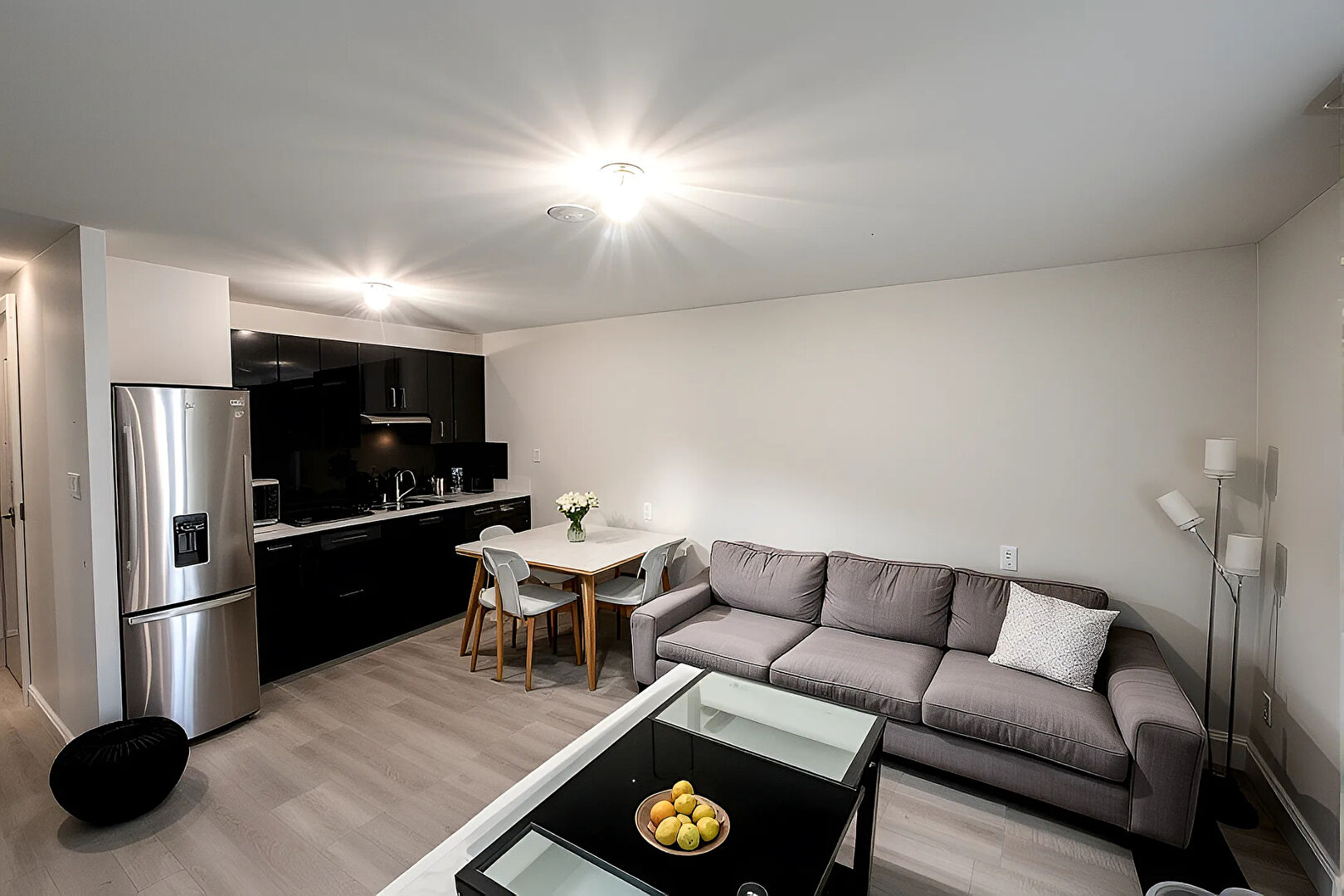 Photo Appartement Sainte Colombe 2 pièce(s) 46 m2+balcon+garage image 2/5