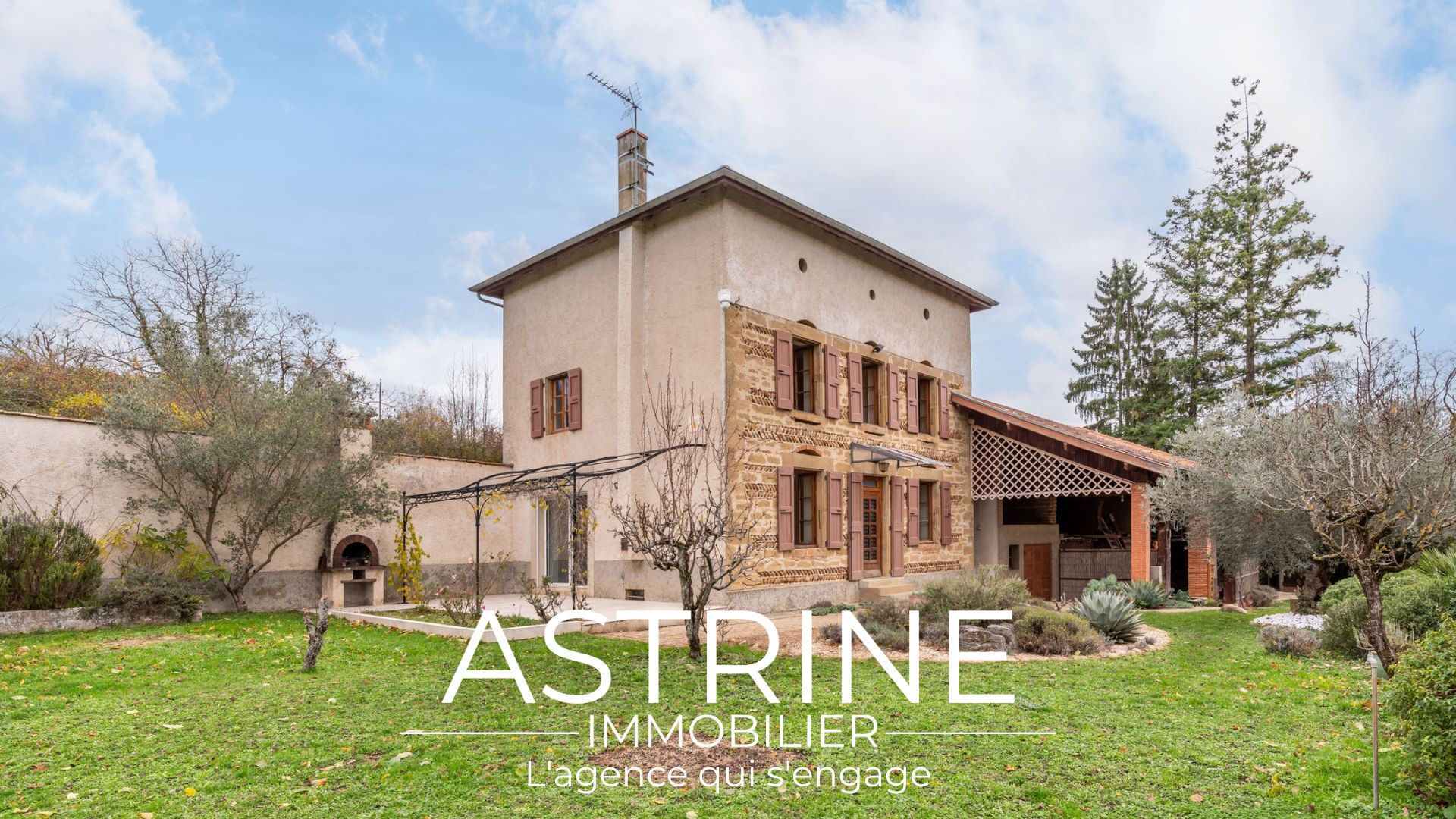 Photo Maison de caractère + dépendances - Vue dominante plein sud - 2 hectares dun seul tenant image 6/6