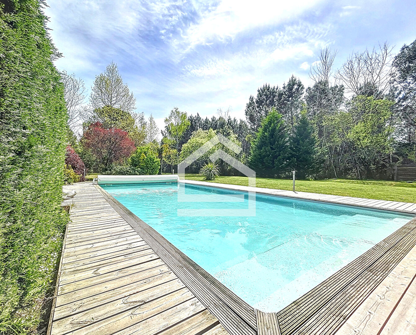 Photo ARSAC - DOMAINE PRIVÉ D'EXCEPTION - MAISON 183 M²  - PARC 5000 M²  - PISCINE 12X6, CHAUFFÉE. image 3/6