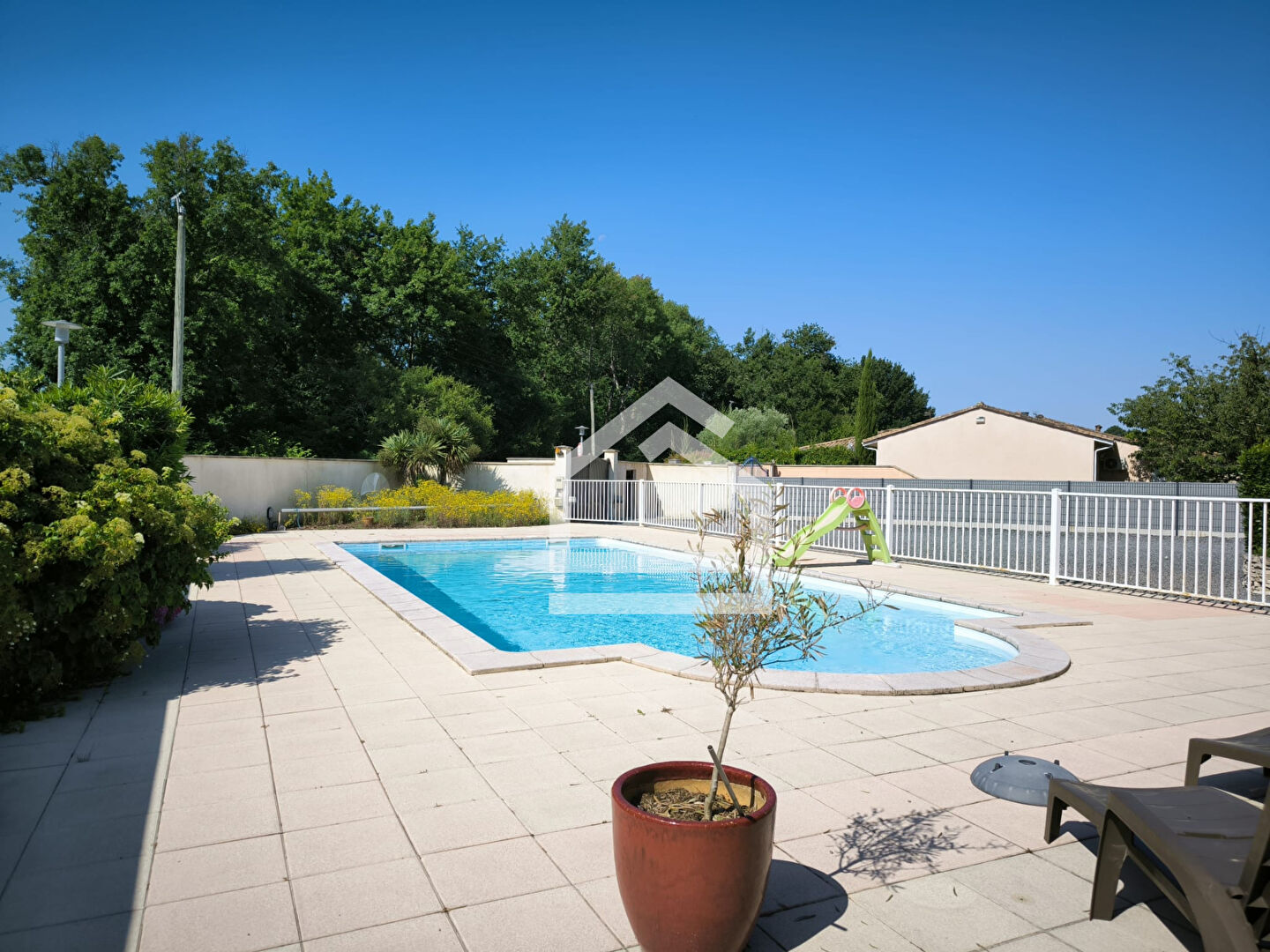 Photo Merignac Beutre Maison familiale 125 m² image 1/6