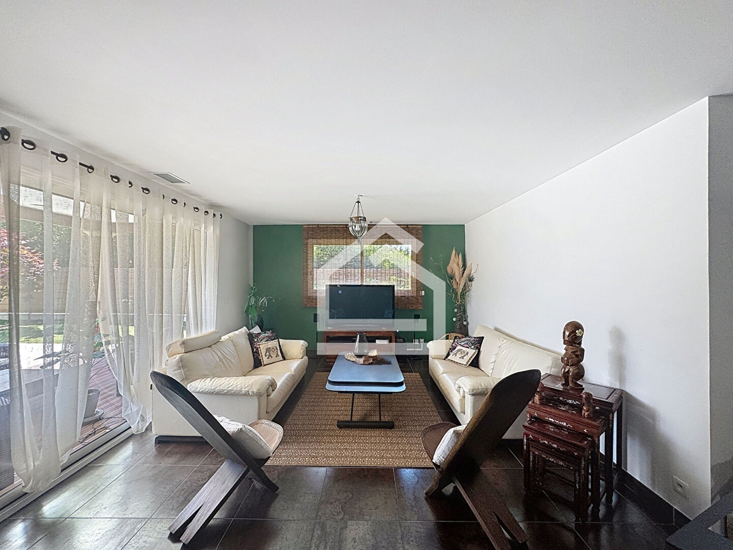 Photo Le Haillan - Maison de plain-pied de 139m² environ, 4 chambres avec piscine proche du parc Sainte-Christine. image 6/6