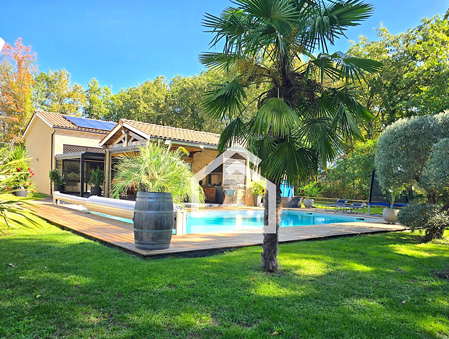 Le Pian Medoc - Maison contemporaine 6 chambres - 200 m² - Terrain paysager de 1 840 m²