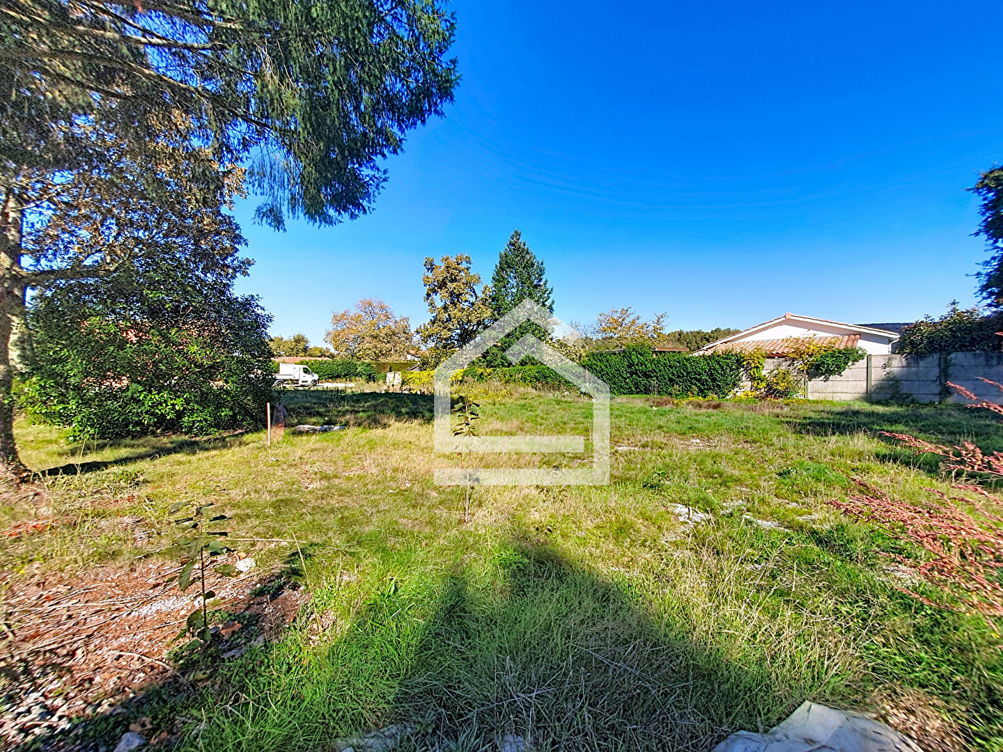 Photo TERRAIN A BÂTIR SAINT MEDARD EN JALLES image 2/3