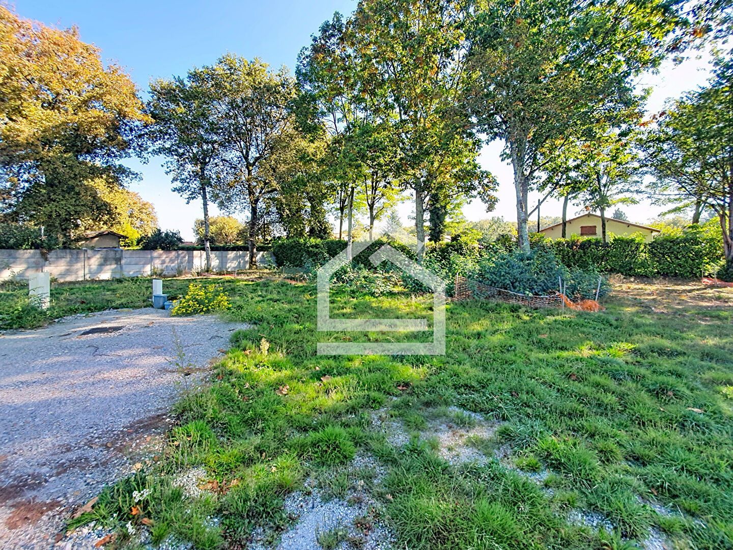 Photo TERRAIN A BÂTIR SAINT MEDARD EN JALLES image 3/3