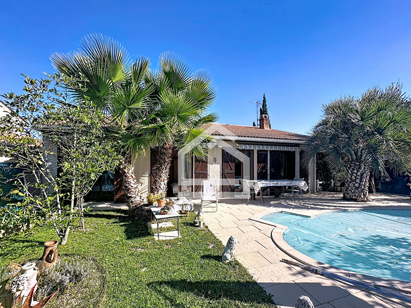 Photo Eysines hippodrome - Jolie maison avec piscine image 1/6