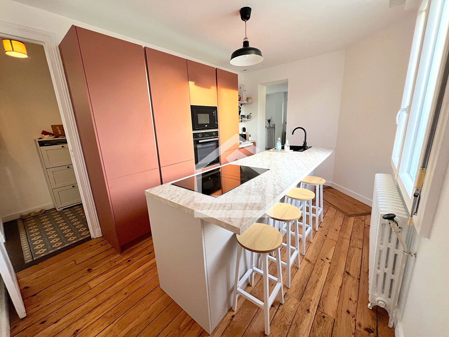 Photo CAUDÉRAN - Primrose : Maison indépendante 6 pièces - Élégance, confort et emplacement prisé. image 2/6