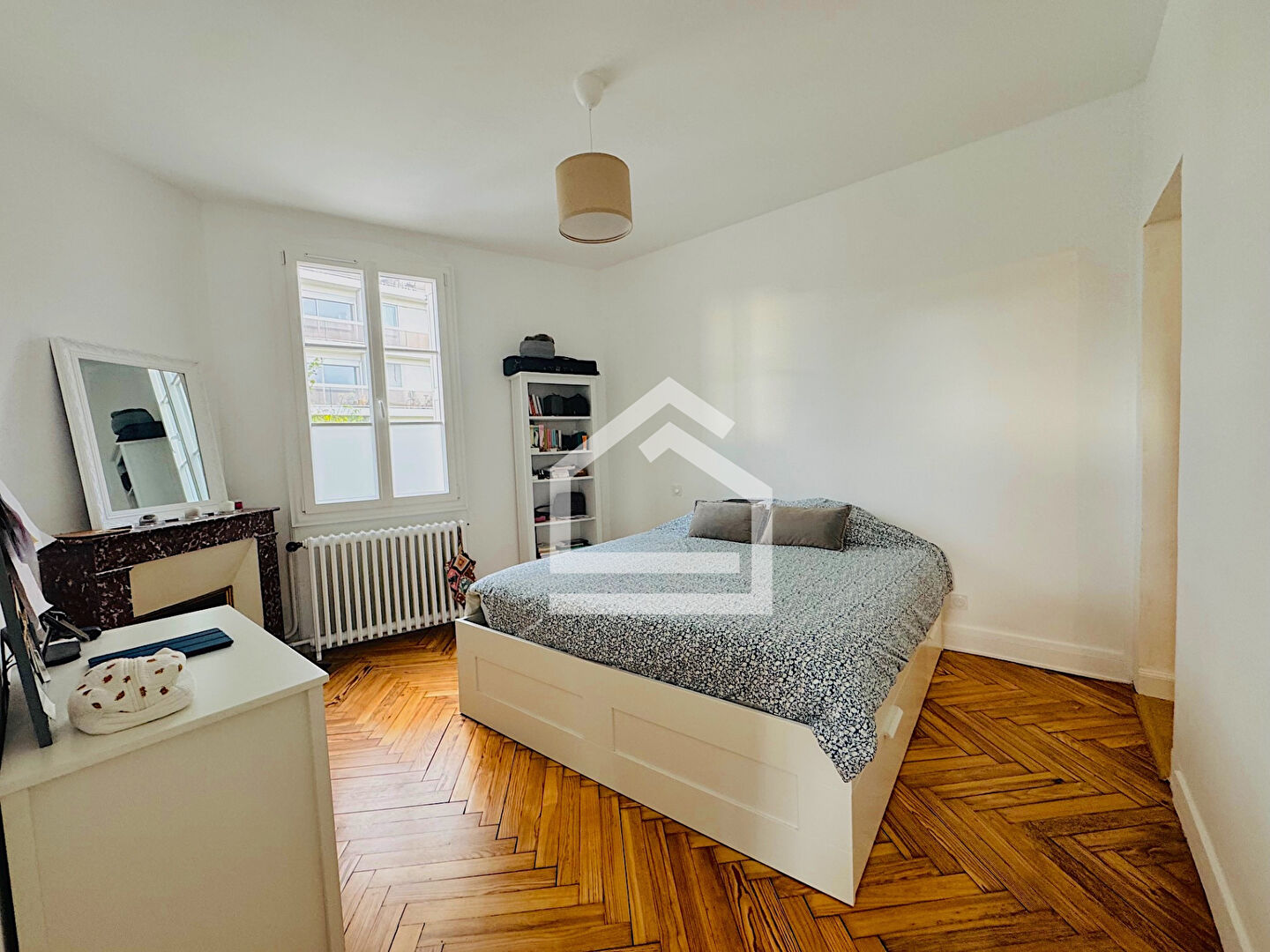 Photo CAUDÉRAN - Primrose : Maison indépendante 6 pièces - Élégance, confort et emplacement prisé. image 6/6