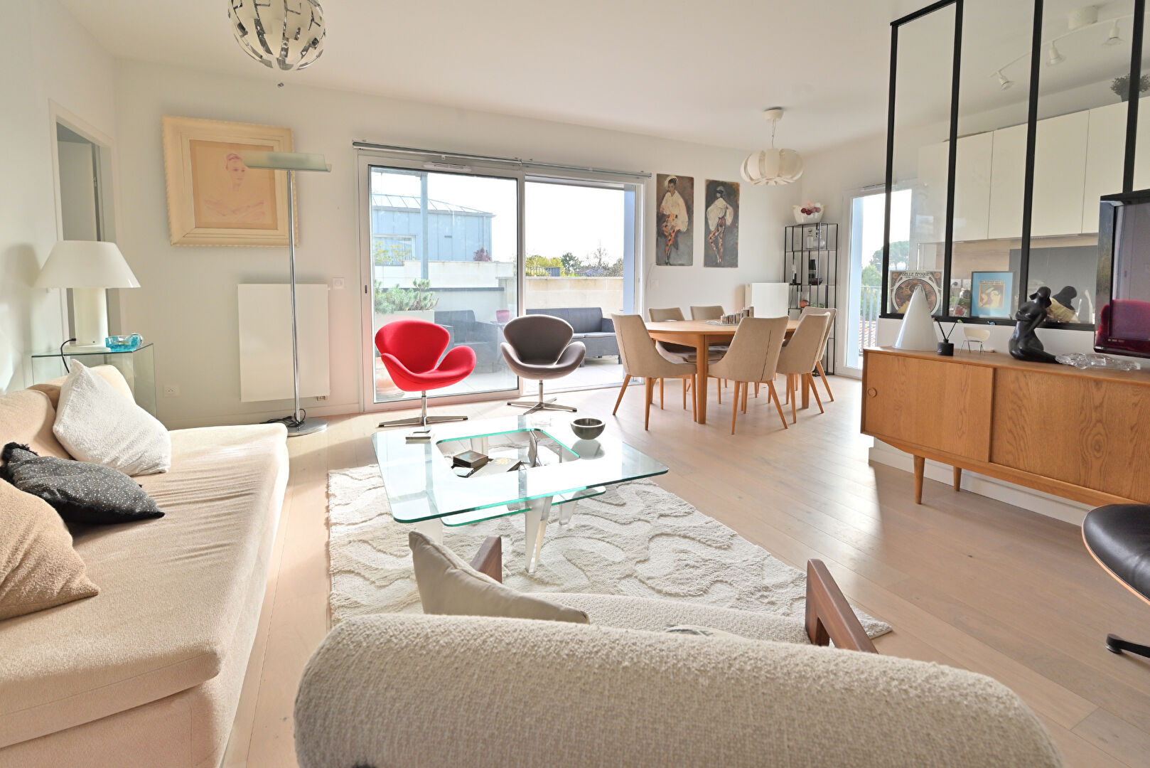 TALENCE MEDOQUINE -  Lumineux T4 au dernier étage - Terrasse et parkings