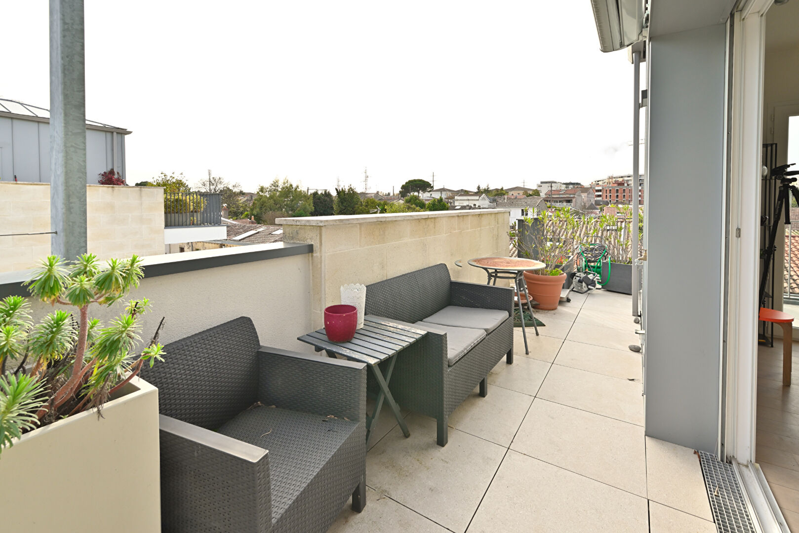 Photo TALENCE MEDOQUINE -  Lumineux T4 au dernier étage - Terrasse et parkings image 6/6