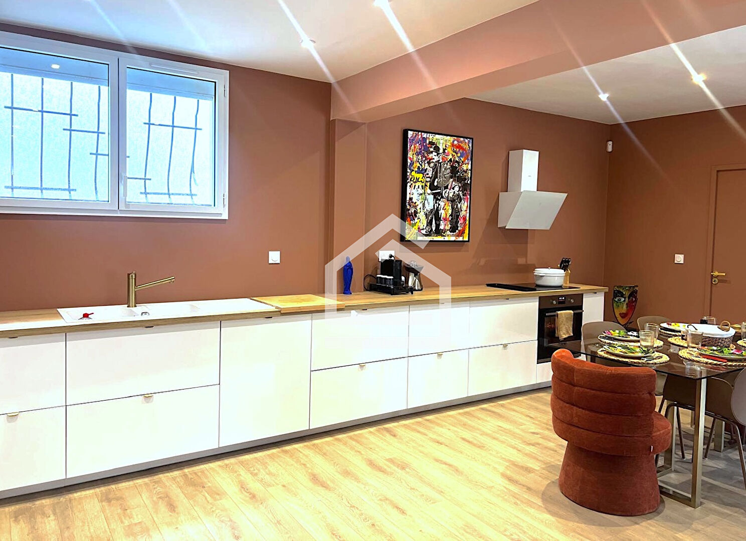 Photo BORDEAUX CAUDÉRAN, Maison rénovée de plain-pied de 141m2 avec piscine. image 3/6