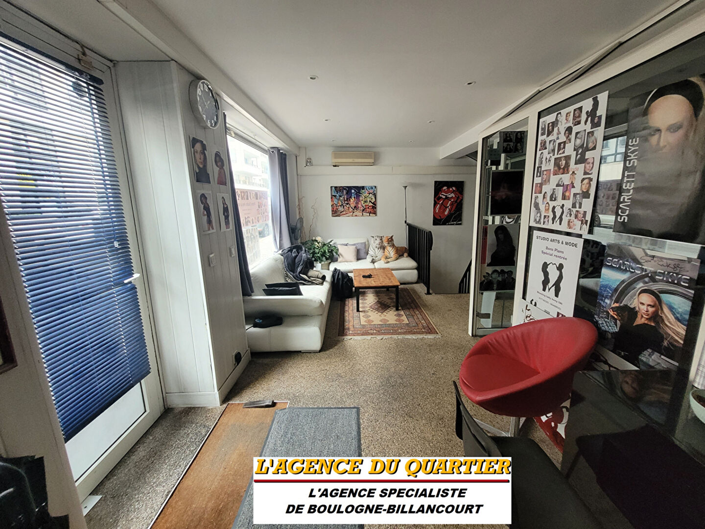 Photo Rue Henri Martin Local commercial 105 m2 image 2/6