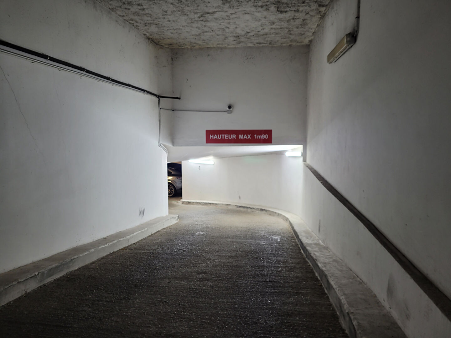 Photo Parking / box Boulogne Billancourt image 2/5