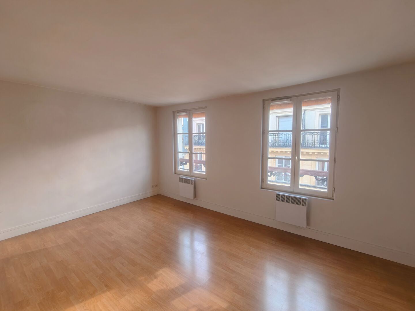 Agence immobilière de AGENCE FBI VOLTAIRE  IMMOBILIER Paris - AGENCE FBI VOLTAIRE  IMMOBILIER