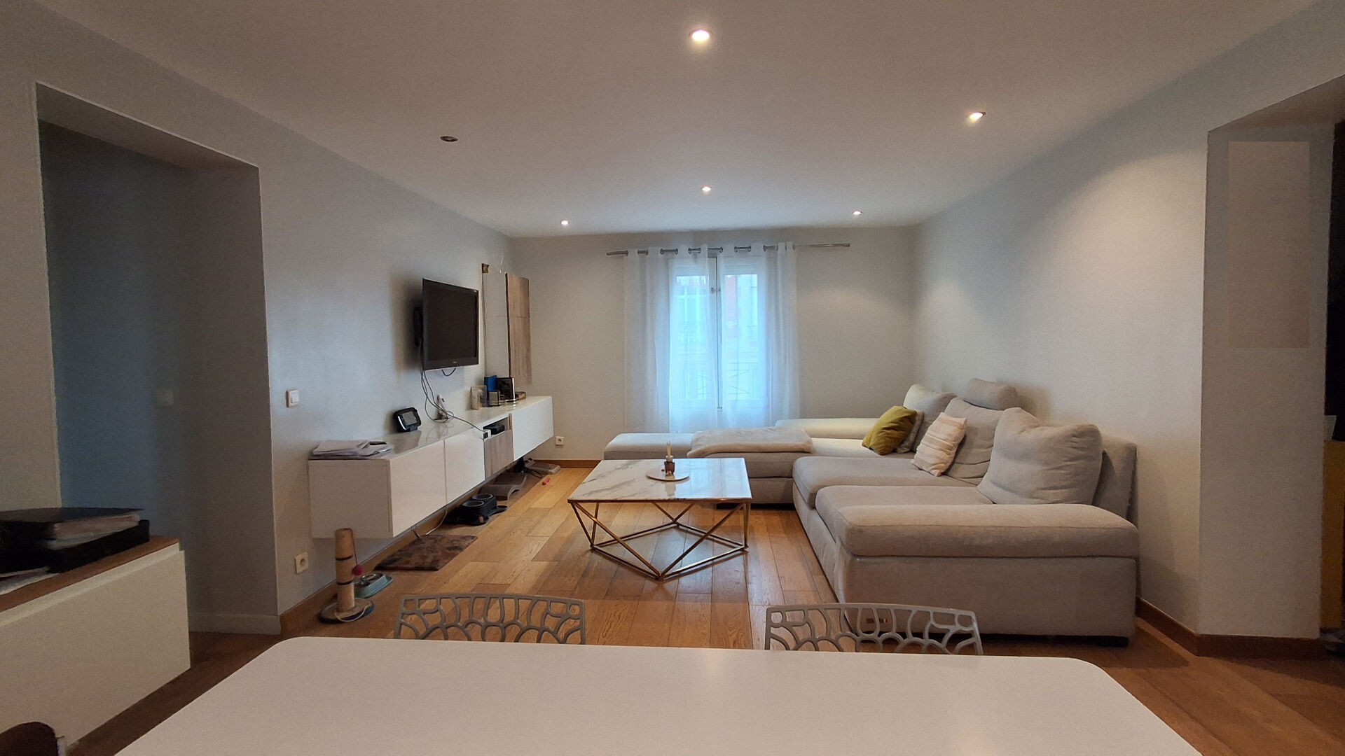 Agence immobilière de AGENCE FBI VOLTAIRE  IMMOBILIER Paris - AGENCE FBI VOLTAIRE  IMMOBILIER