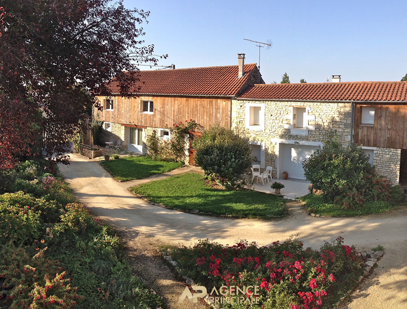 Agence immobilière de AGENCE PRINCIPALE La Rochelle