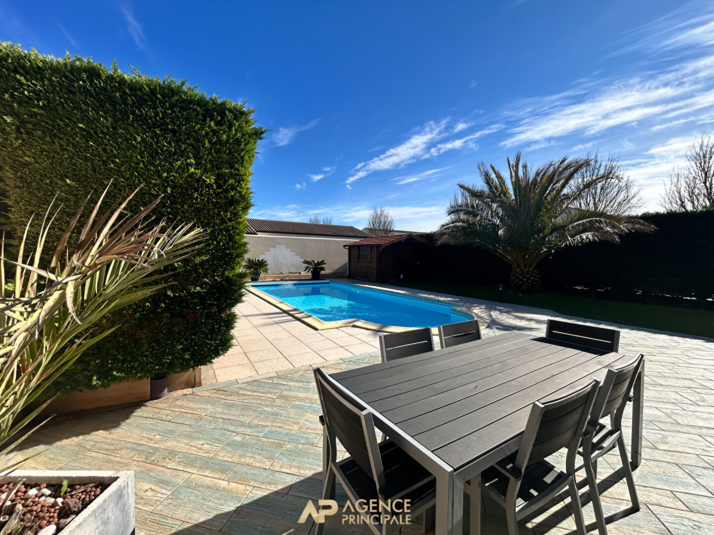 Agence immobilière de AGENCE PRINCIPALE La Rochelle