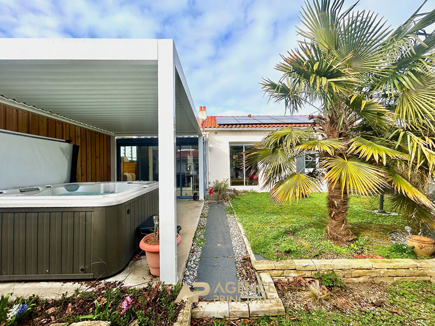 Agence immobilière de AGENCE PRINCIPALE La Rochelle