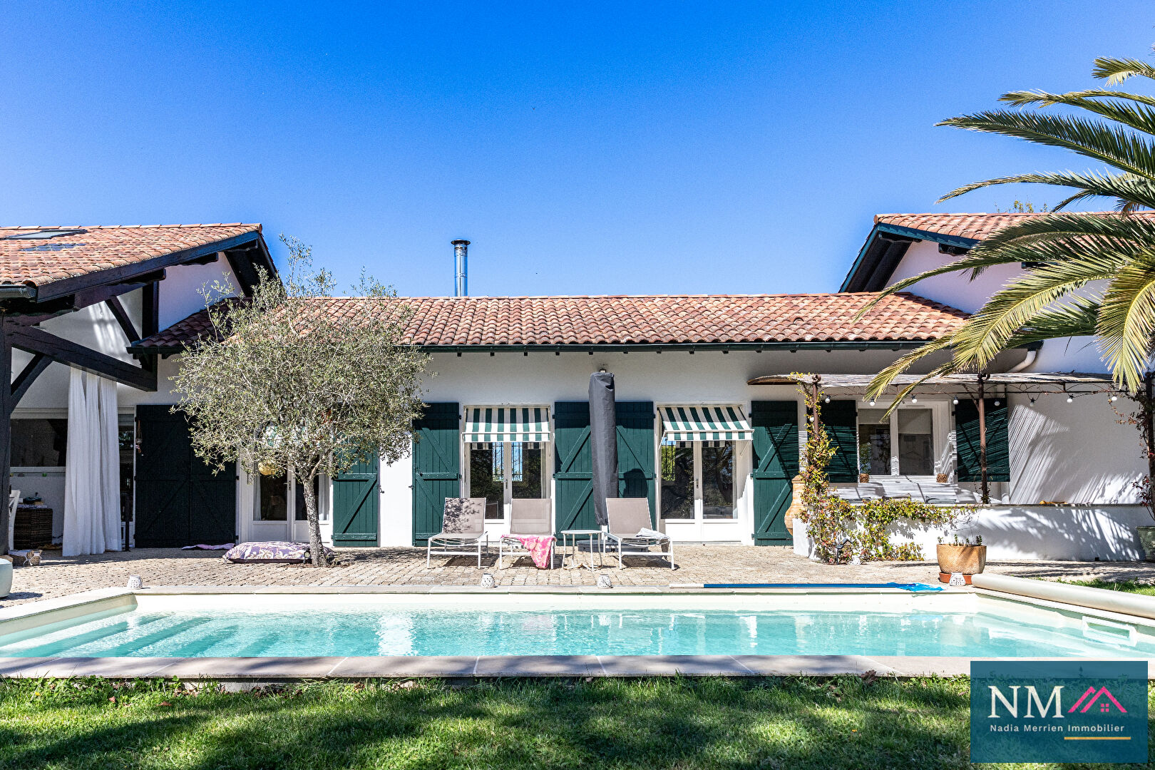 Photo Villa Urcuit 9 pièce(s) 225.5 m2 image 2/6