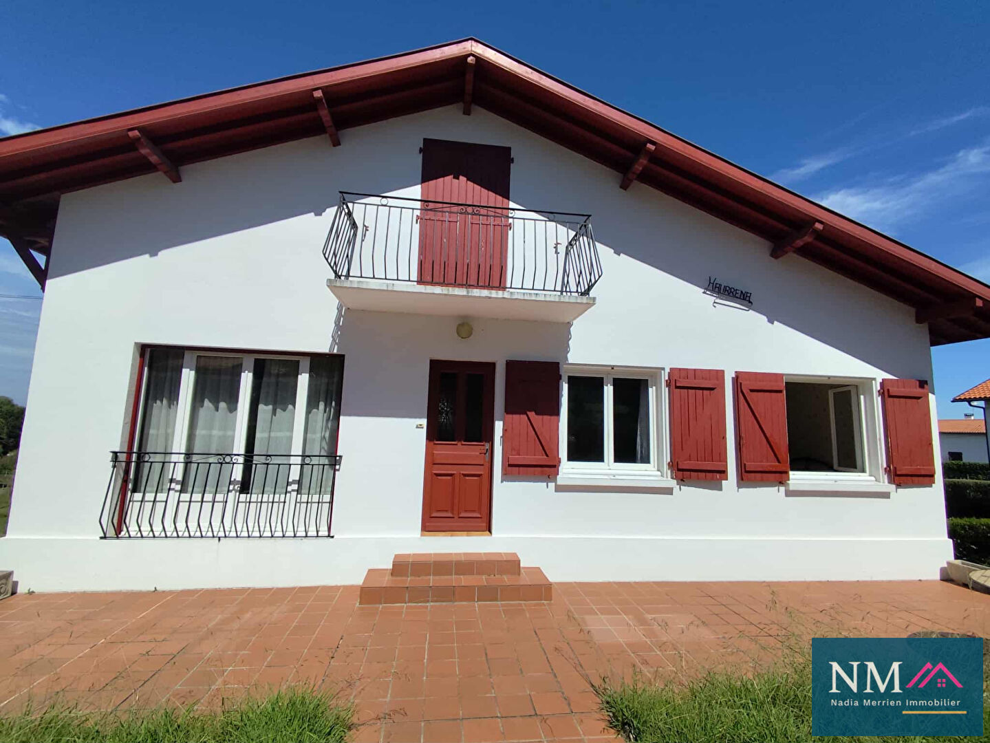 Agence immobilière de NADIA MERRIEN IMMOBILIER Urcuit - Agence NM IMMOBILIER