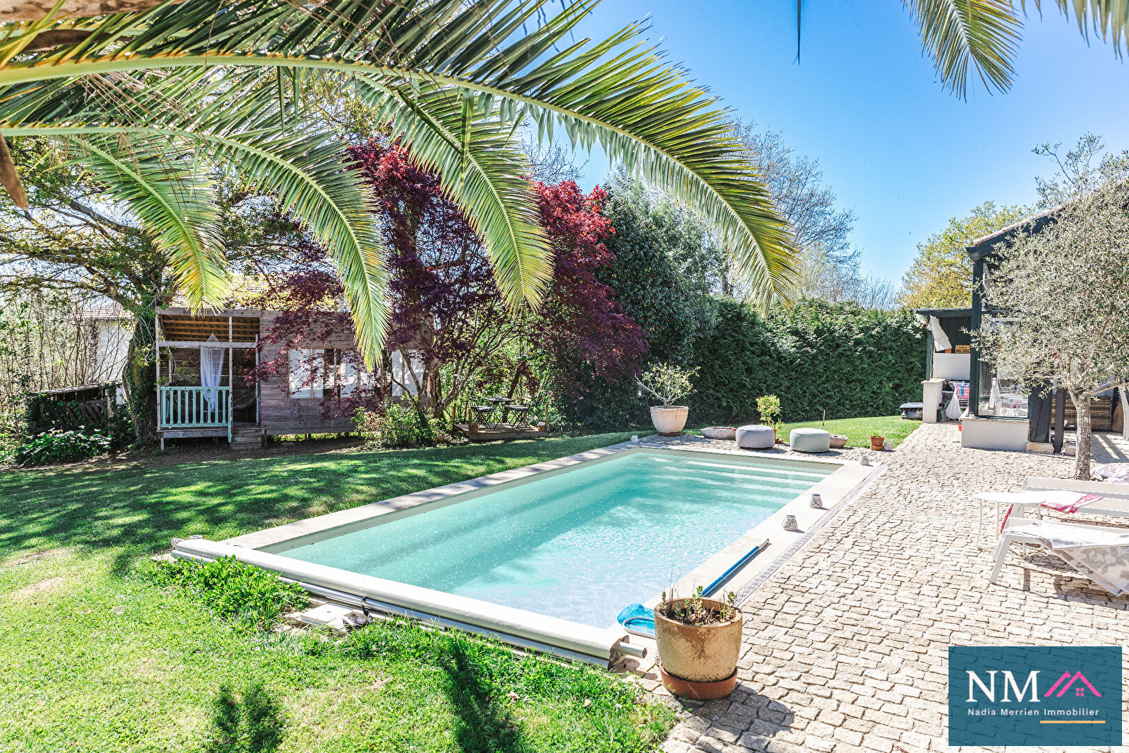 Photo Demeure familiale 9 pièce(s) 225.5 m2 image 3/6