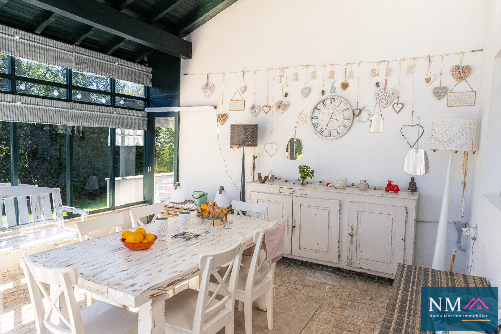 Photo Demeure familiale 9 pièce(s) 225.5 m2 image 5/6